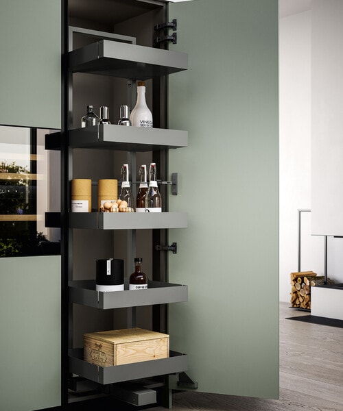 Cloe — view 1
