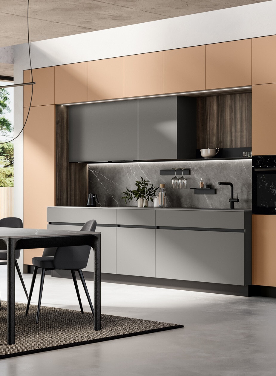 Kitchen with excimer UV lacquered doors