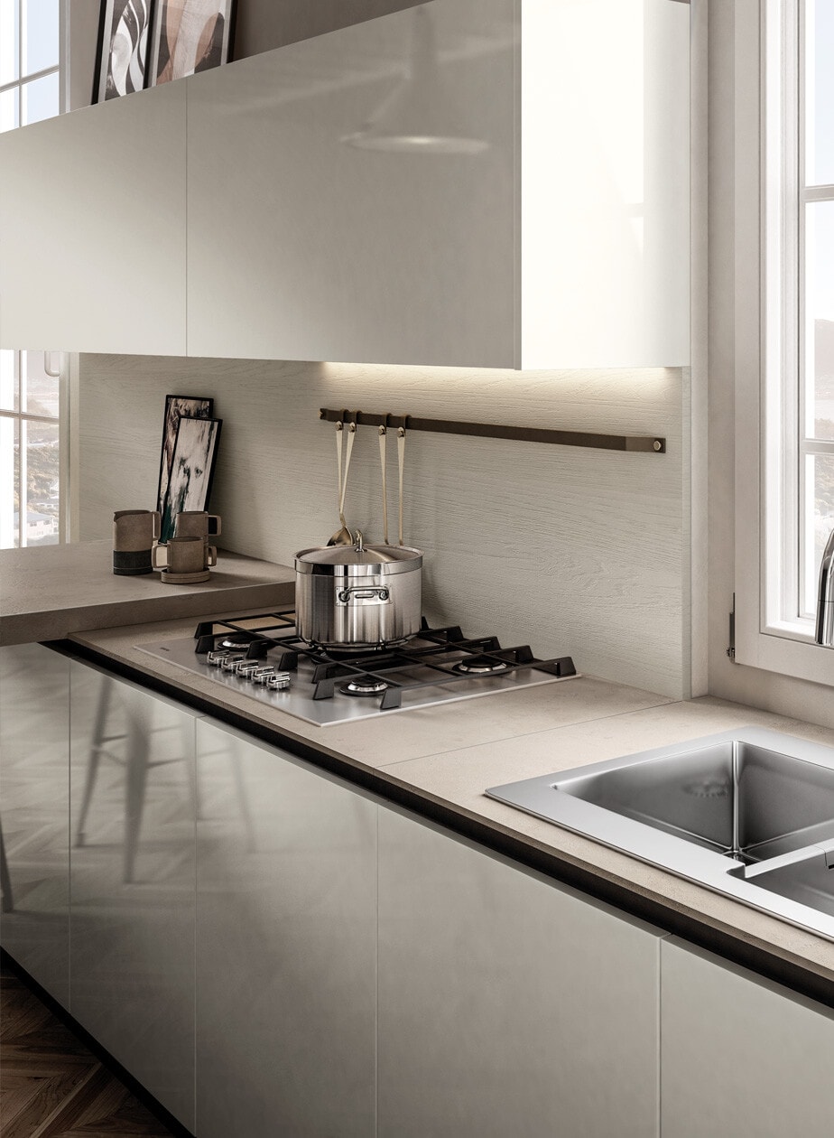 Kitchen with UV lacquered doors