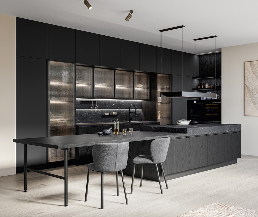 Kitchen with central island
